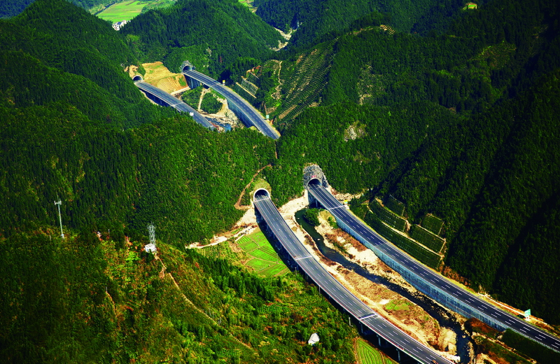 黃山至塔嶺和小賀至桃林高速公路_調整大小.jpg
